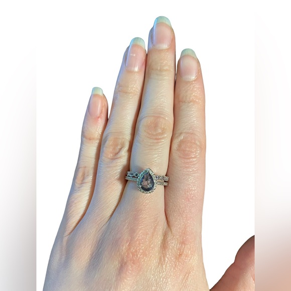 Purple Tear Drop Ring Set - Picture 2 of 7